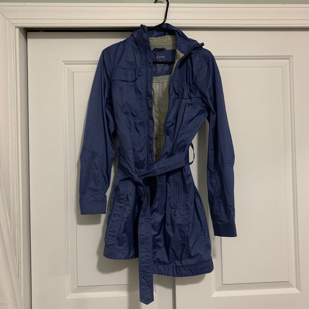 Long belted rain jacket